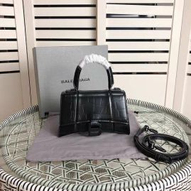 Picture of Balenciaga Lady Handbags _SKUfw108336777fw